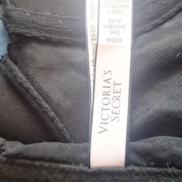 Victoria Secret  Black Lace Wide Back Padded Bra Size 36B - Picture 6 of 7